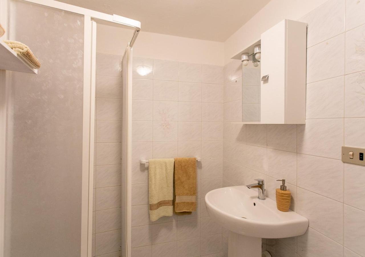 B-House Apartment Porto Santo Stefano  Ngoại thất bức ảnh
